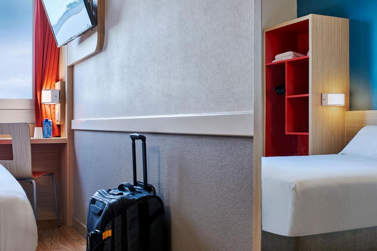 Kyriad Direct Mont De Marsan - St Avit Saint-Avit  Екстер'єр фото
