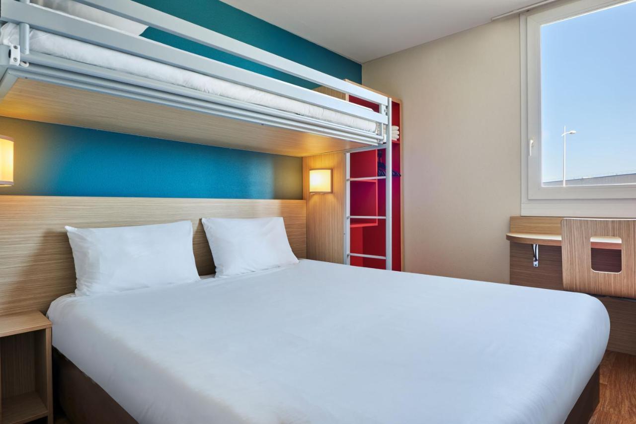 Kyriad Direct Mont De Marsan - St Avit Saint-Avit  Екстер'єр фото